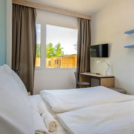 Bed and breakfast Zsóry Liget Panzió 3*